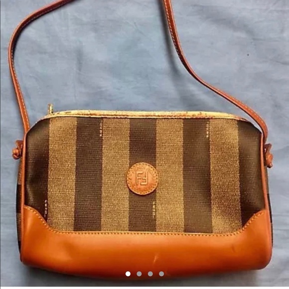 Fendi Handbags - Vintage fendi purse Fendi Handbags - Vintage fendi purse